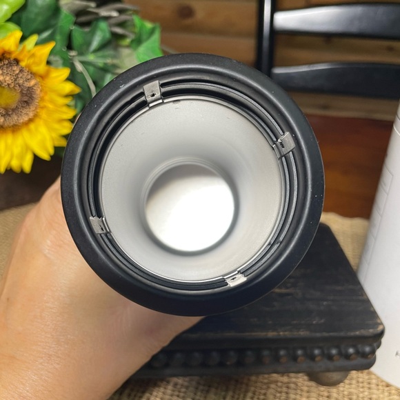 BRUMATE HOPSULATOR SLIM Onyx Black 12oz Slim Can Coozie - Picture 5 of 10